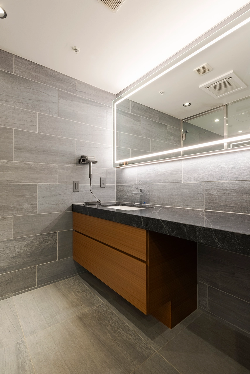 こだわりの素材を楽しむ家_内観